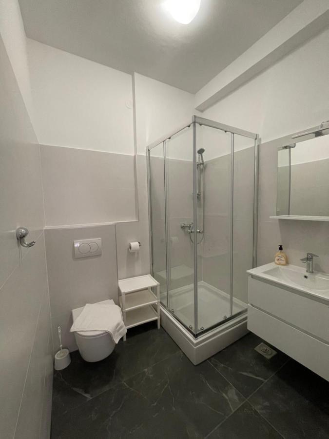 Marin Guest house